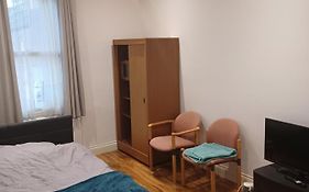 Beautiful Room In Lovely Flat